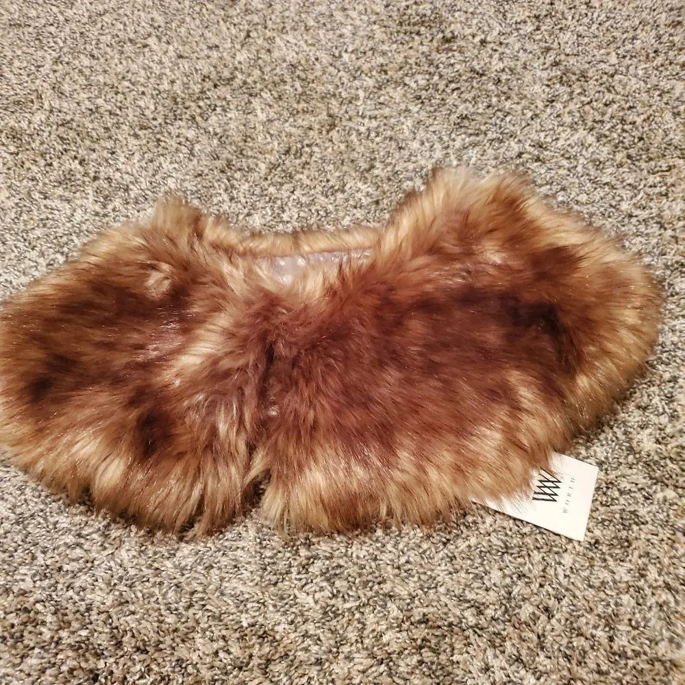 NWT Worth Faux Fur Neck Wrap Camel OS